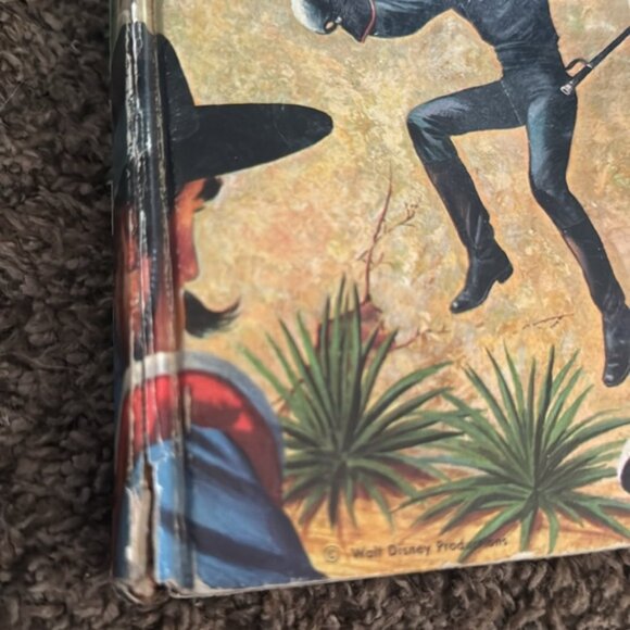 Vintage Disney Books Hardcovers - Picture 4 of 5